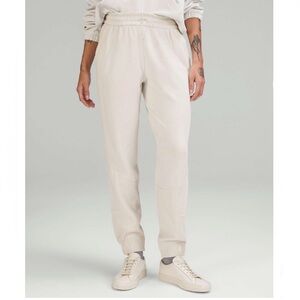 Lululemon Ribbed‎ Brushed Softstreme White Opal Jogger Pants Sz. 0